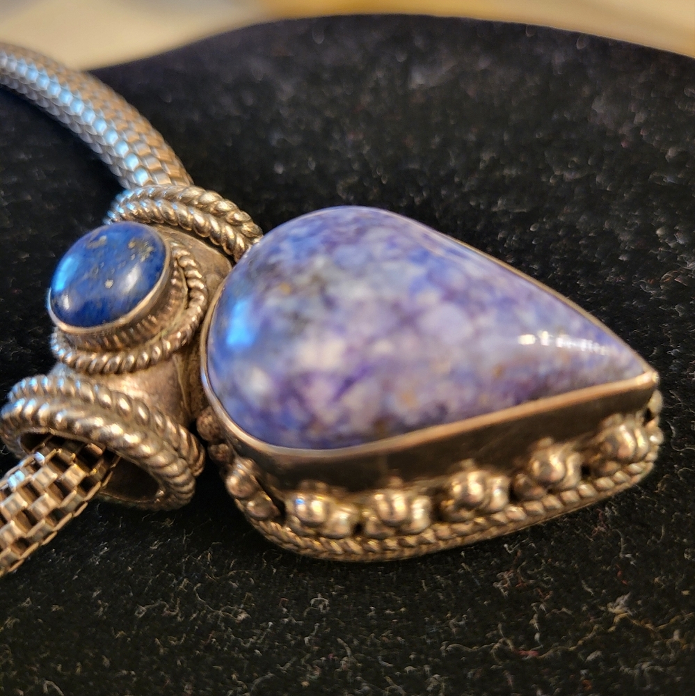 Solid Sterling Silver Chain With Lapis Pendant - image 3